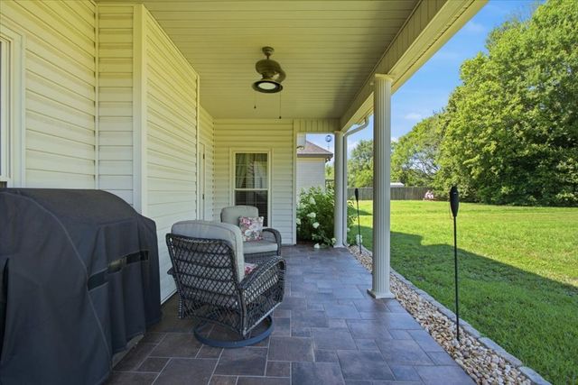 215 Ponderosa Dr, Dothan, AL 36350
