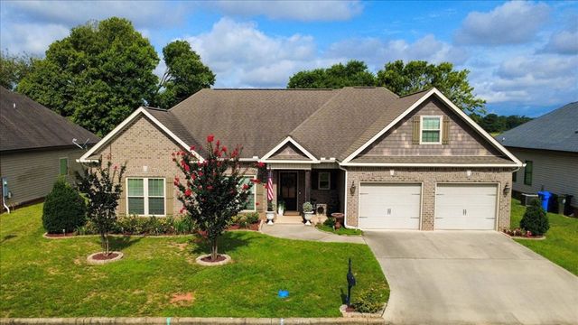 215 Ponderosa Dr, Dothan, AL 36350