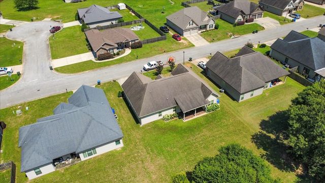 215 Ponderosa Dr, Dothan, AL 36350