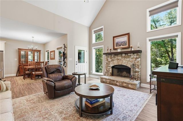 1275 Marie Drive, Talking Rock, GA 30175