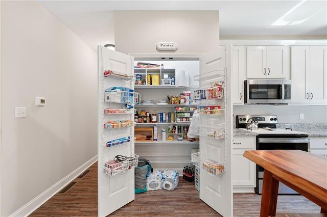 1275 Marie Drive, Talking Rock, GA 30175