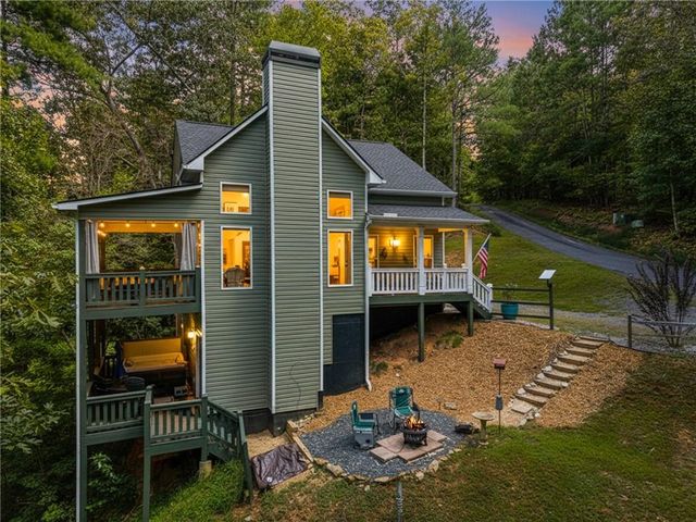 1275 Marie Drive, Talking Rock, GA 30175