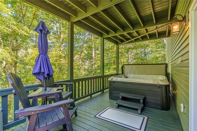 1275 Marie Drive, Talking Rock, GA 30175
