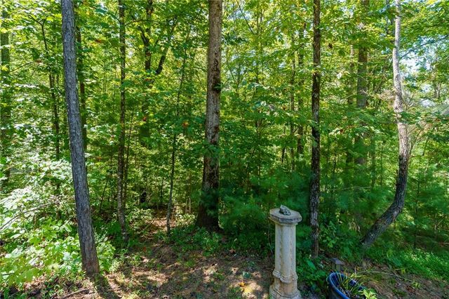 1275 Marie Drive, Talking Rock, GA 30175