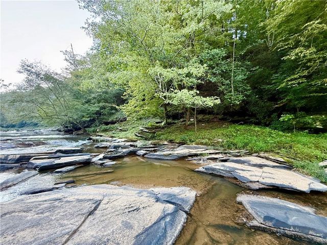 1275 Marie Drive, Talking Rock, GA 30175