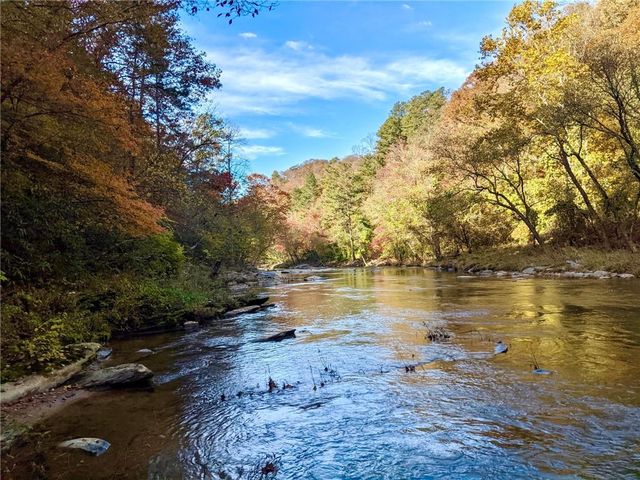 1275 Marie Drive, Talking Rock, GA 30175