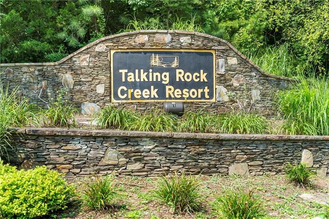1275 Marie Drive, Talking Rock, GA 30175