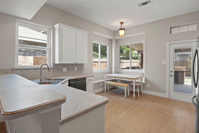 8724 Mystic Trail, Fort Worth, TX 76118