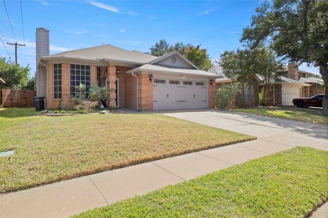 8724 Mystic Trail, Fort Worth, TX 76118
