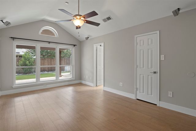 8724 Mystic Trail, Fort Worth, TX 76118