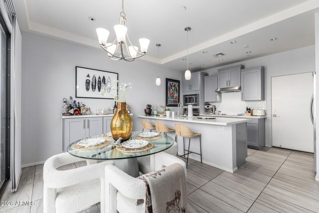 2740 E ROMA Avenue, Phoenix, AZ 85016