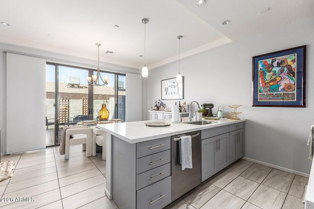 2740 E ROMA Avenue, Phoenix, AZ 85016