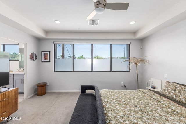 2740 E ROMA Avenue, Phoenix, AZ 85016