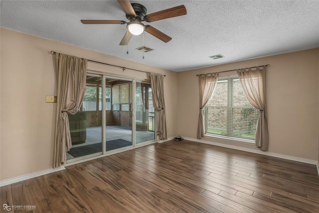 412 Stratmore Drive, Shreveport, LA 71115