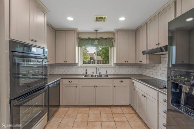 412 Stratmore Drive, Shreveport, LA 71115