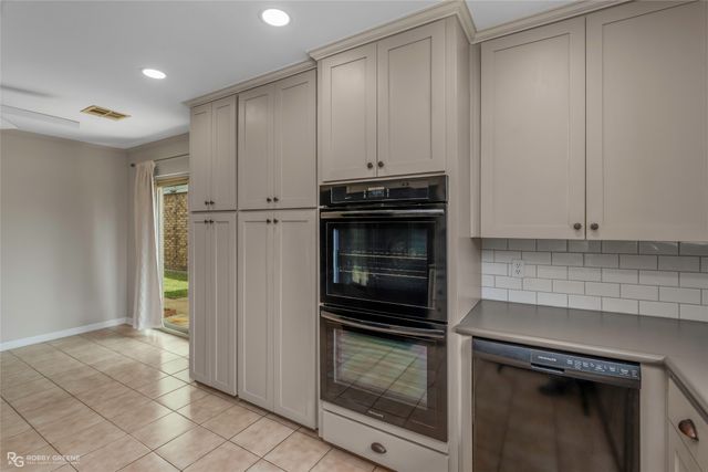 412 Stratmore Drive, Shreveport, LA 71115