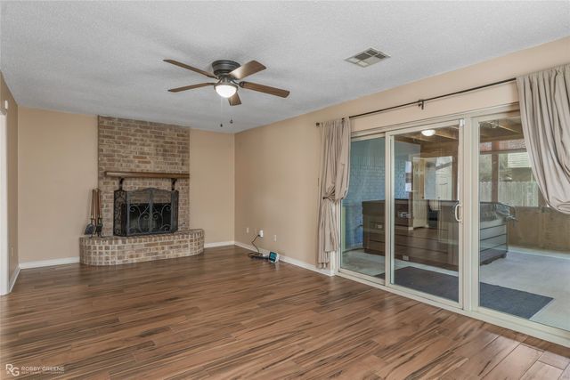 412 Stratmore Drive, Shreveport, LA 71115