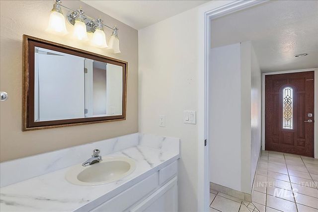 2804 W Sunrise Rim Rd, Boise, ID 83705