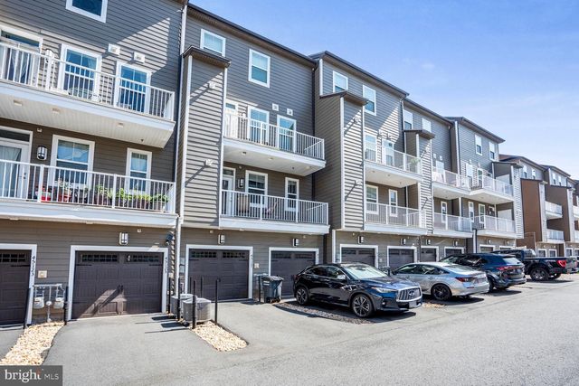 45127 KINCORA DR, Sterling, VA 20166