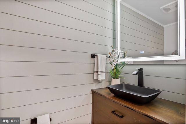 45127 KINCORA DR, Sterling, VA 20166