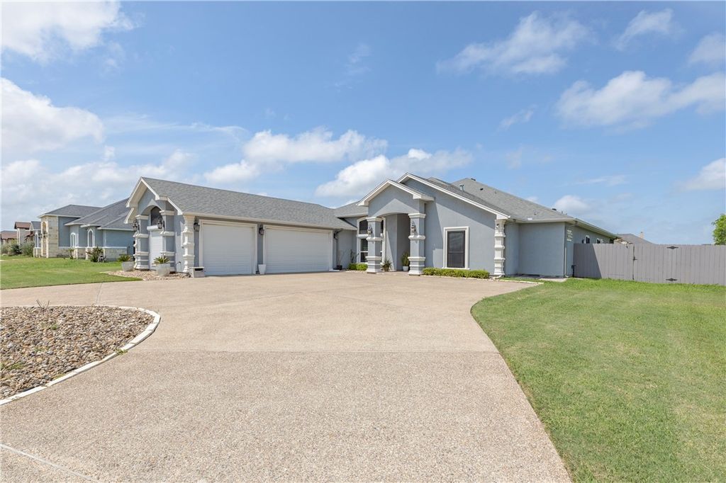 2126 Shadi St, Corpus Christi, TX 78418