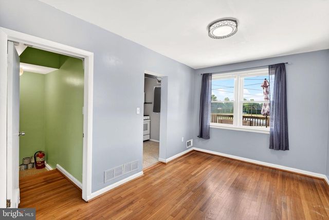 2225 ELLEN AVE, Parkville, MD 21234