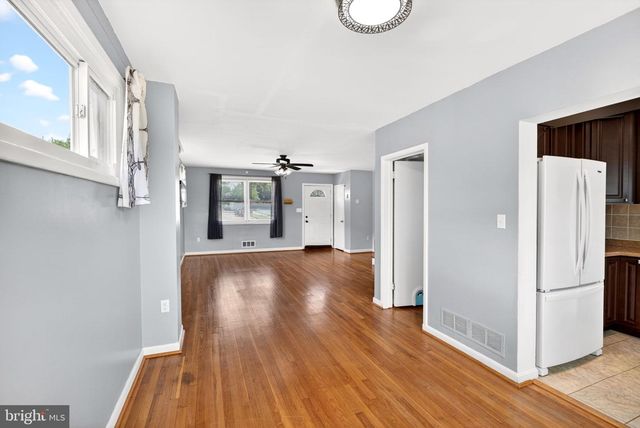 2225 ELLEN AVE, Parkville, MD 21234
