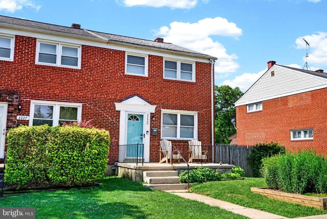 2225 ELLEN AVE, Parkville, MD 21234