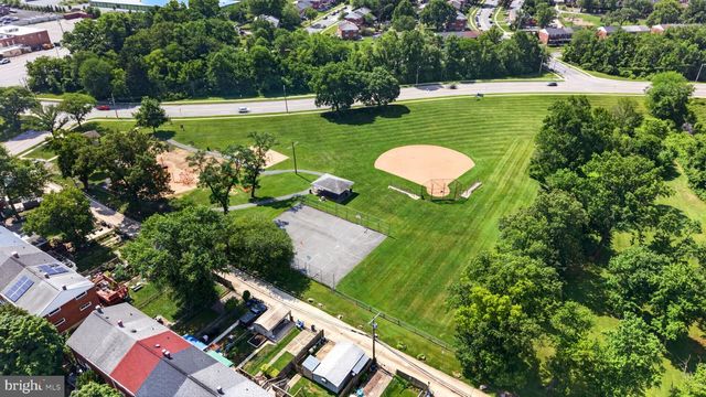2225 ELLEN AVE, Parkville, MD 21234