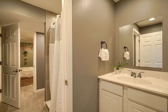 5436 Arrow Court, Canal Winchester, OH 43110