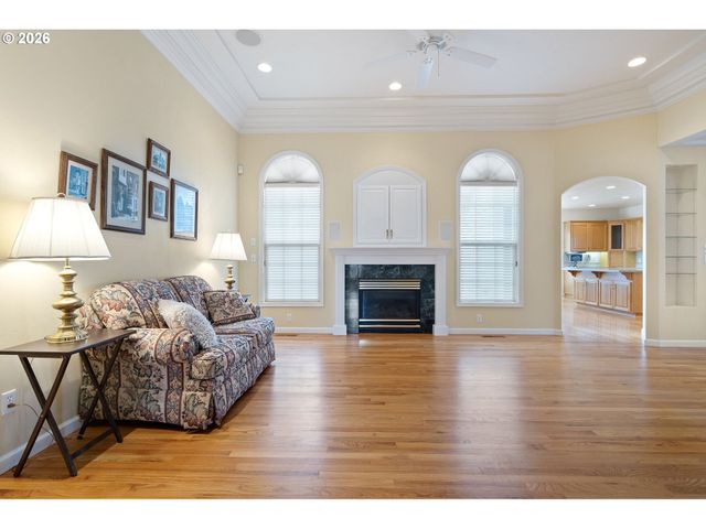 805 IMPALA Ave, Eugene, OR 97404