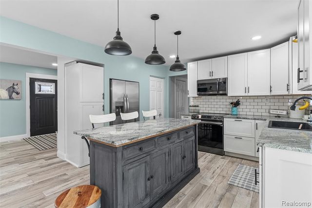 2010 W Willard Road, Clio, MI 48420