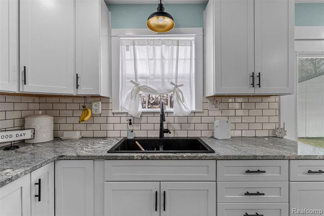 2010 W Willard Road, Clio, MI 48420