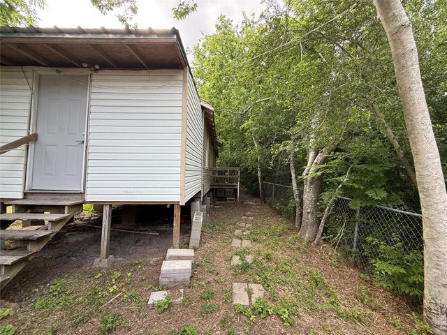 317 3rd Street, San Leon, TX 77539
