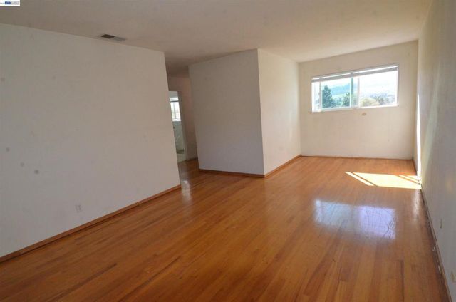 9415 Alcosta Blvd, San Ramon, CA 94583