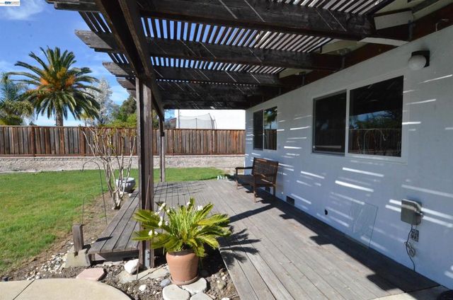 9415 Alcosta Blvd, San Ramon, CA 94583