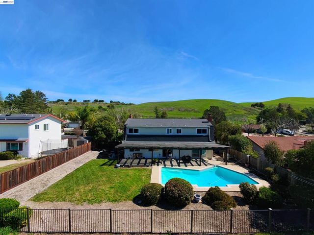 9415 Alcosta Blvd, San Ramon, CA 94583