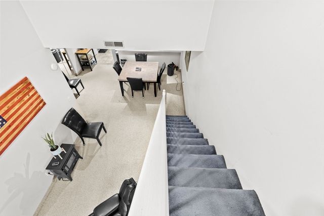 96 Old Colony Ave 112, Taunton, MA 02771