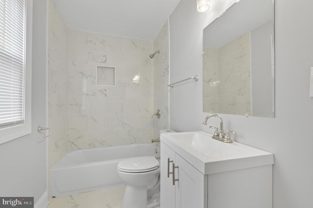 4929 HERRING RUN DR, Baltimore, MD 21214