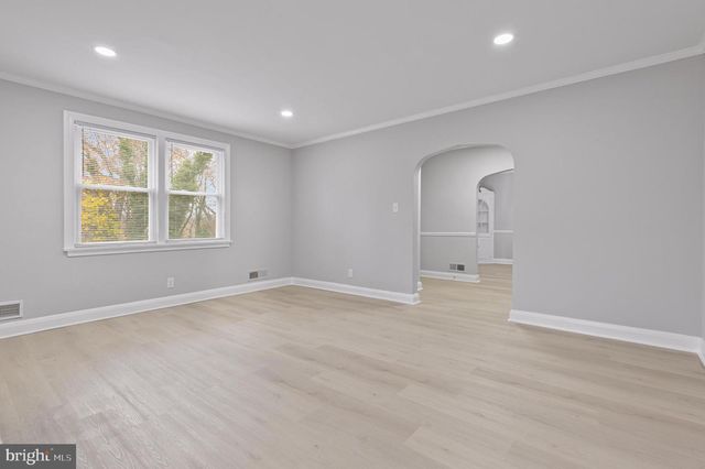 4929 HERRING RUN DR, Baltimore, MD 21214