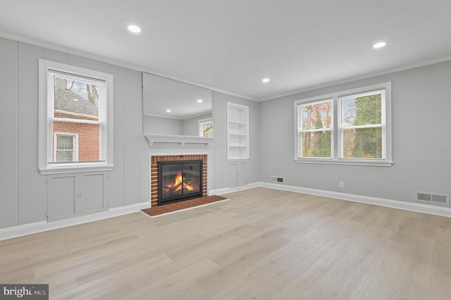 4929 HERRING RUN DR, Baltimore, MD 21214