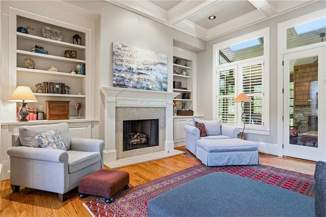 214 Shadowlawn Road SE, Marietta, GA 30067