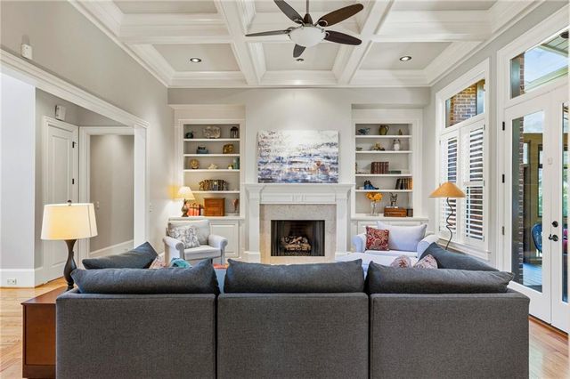 214 Shadowlawn Road SE, Marietta, GA 30067