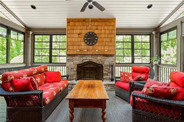 214 Shadowlawn Road SE, Marietta, GA 30067