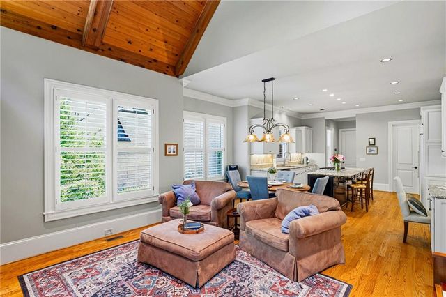214 Shadowlawn Road SE, Marietta, GA 30067