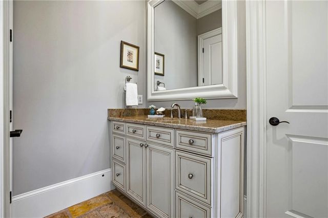 214 Shadowlawn Road SE, Marietta, GA 30067