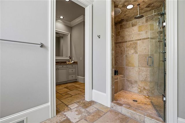 214 Shadowlawn Road SE, Marietta, GA 30067