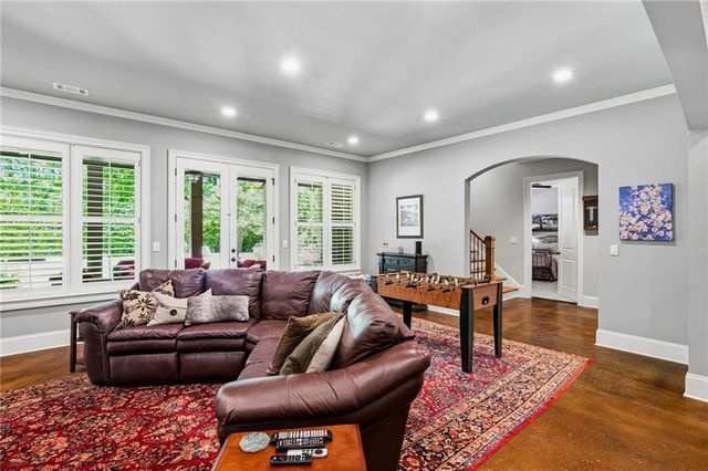 214 Shadowlawn Road SE, Marietta, GA 30067