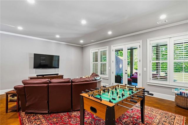 214 Shadowlawn Road SE, Marietta, GA 30067