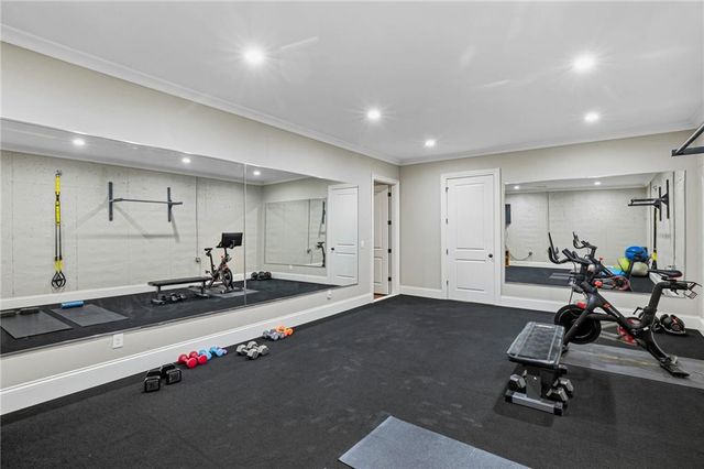 214 Shadowlawn Road SE, Marietta, GA 30067